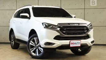2023 Isuzu MU-X 3.0 Ultimate SUV AT ไมล์แท้ 1 หมื่น (วิ่งน้อย) รับประกันตัวรถ 3 ปี 100,000 KM B9281
