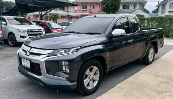 Mitsubishi Triton All New Mega Cab 2.5 GLX เกียร์ธรรมดา ปี 2019/2020 ผ่อนเริ่มต้น 5,*** บาท