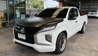 Mitsubishi Triton All New Mega Cab 2.5 GLX เกียร์ธรรมดา ปี 2022/2023 ผ่อนเริ่มต้น 6,*** บาท