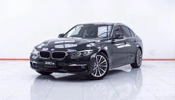 1E574 BMW SERIES 3 330E LUXURY 2.0 AT 2017