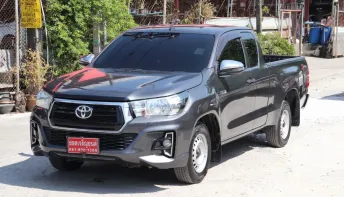 2020 Toyota Hilux Revo 2.4 Z Edition รถกระบะ ออกรถ 0 บาท ผ่อน 7,000/6ปี