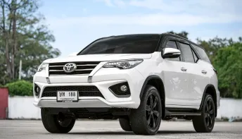 Toyota Fortuner 2.8 TRD Sportivo 2WD ปี 2016 