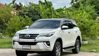 Toyota Fortuner 2.4 V 2017 ขายรถสภาพดี