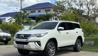 ขายรถ Toyota Fortuner 2.4 V ปี 2015 สภาพดี ราคาถูก