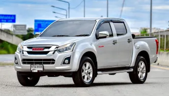 ISUZU D-Max Cab4 Hi-Lander 3.0 Z-Prestize​​ Ddi A/T ปี 2017