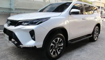 2024 TOYOTA FORTUNER 2.4 LEADER G AUTO สีขาวมุก ปุ่มSTART วิ่งน้อย 4,355 กม. รถสวยสภาพใหม่ ฟรีดาวน์