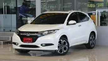 Honda HR-V 1.8 EL ปี2016 รถบ้านมือเดียว ใช้น้อยเข้าศูนย์ตลอด สวยเดิมทั้งคัน ไม่เคยติดแก๊ส ออกรถ0บาท
