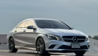 MERCEDES-BENZ CLA180 COUPE  ปี 2015 จด 2016