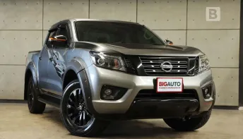 2020 Nissan NP 300 Navara 2.5 Calibre EL Black Edition AT ไมล์แท้ 6หมื่น แต่งทั้งคันจากโรงงาน B7063