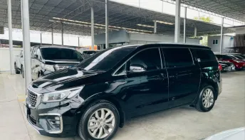 KIA GRAND CARNIVAL 2.2 EX ปี 2020 รถสวย มือแรกออกห้าง พร้อมใช้ ไมล์น้อย รับประกันตัวถังสวย