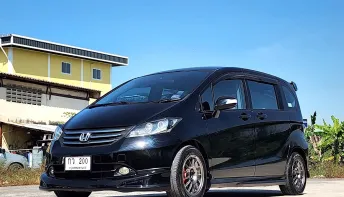 Honda Freed 1.5 SE A/T ปี 2011 จด 2012