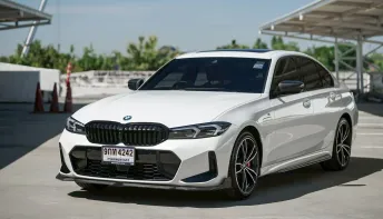 BMW 330e M Sport G20 ปี 2023 ซีดานหรู สปอร์ตพรีเมียม วารันตีเหลือๆ
