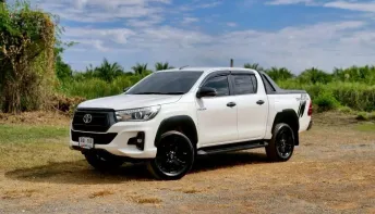TOYOTA HILUX REVO ROCCO PreRunner 2.4 (CAB4) ปี 2019 ตัวท็อป หล่อ แรง ประหยัด ทน ครบจบในคันเดียว
