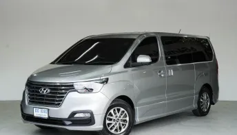 HYUNDAI H-1 2.5 DELUXE AT ปี 2018 จด 2019