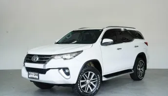 TOYOTA FORTUNER 2.4 V 2WD AT ปี 2019