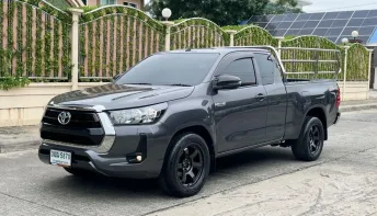 TOYOTA HILUX REVO SMART CAB 2.4 ENTRY Z EDITION ปี 2022 เกียร์Manual สภาพนางฟ้า