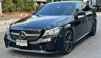 2019 MERCEDES-BENZ C220d AMG DYNAMIC สีดำ ภายในแดง