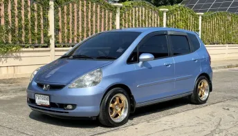 HONDA JAZZ 1.5 E (AS) i-DSI ปี 2004 เกียร์AUTO สภาพนางฟ้า