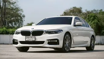 BMW 530e M Sport G30 ปี 2018  ออฟชั่นเต็ม ประวัติศูนย์ สวยเหมือนใหม่ พร้อมใช้งาน