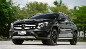 Benz GLA250 AMG Dynamic ปี 2018 รถมือเดียว ป้ายแดง เซอร์วิสศูนย์
