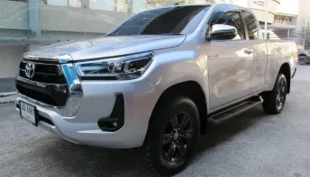 2024 TOYOTA REVO CAB 2.4 ENTRY PRERUNNER เกียร์AUTO วิ่งน้อย 38,847 กม. รถสวยสภาพใหม่ มือเดียว 