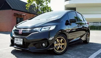 2021 Honda JAZZ 1.5 V+