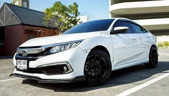 2021 Honda CIVIC 1.8 E