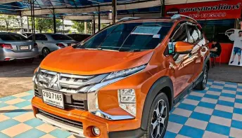 Mitsubishi XPANDER 1.5 CROSS เกียร์ออโต้ ปี 2021 ผ่อนเริ่มต้น 9,*** บาท