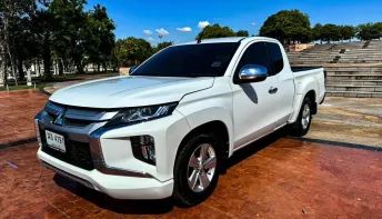 Mitsubushi Triton Cab 2.5 GLX เกียร์ธรรมดา ปี 2019/2020 ผ่อนเริ่มต้น 6*** บาท