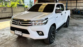 Toyota Revo Double Cab 2.4 E Prerunner  ปี 2016/2017 ผ่อนเริ่มต้น 8,*** บาท