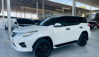 TOYOTA FORTUNER 2.8 TRD SPORTIVO ปี 2018 รถสวย มือแรกออกห้าง พร้อมใช้ ไมล์น้อย รับประกันตัวถังสวย