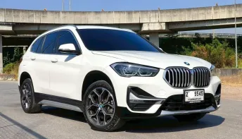 BMW X1 20d Lci ปี 2022 สีขาว
