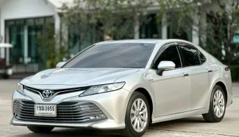 Toyota Camry 2.5 HV Hybrid (ACV70) สีบรอนซ์เงิน ปี 2020