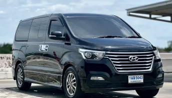 HYUNDAI H-1 2.5 Elite ปี 2018 เครื่องดีเชล 