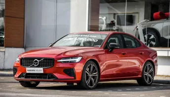 Volvo S60 Recharge R-Design Plugin hybrid 2022