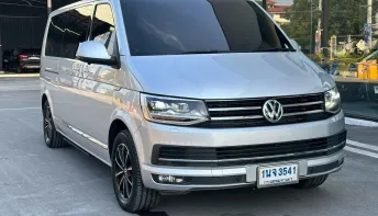 2023 VOLKSWAGEN CARAVELLE 2.0 BITDI COMFORTLINE สีเทา
