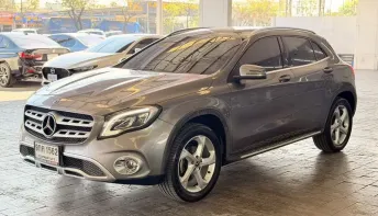 2017จด2018 Benz Gla200 W156