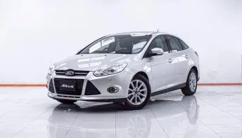 1E678 FOCUS 2.0 TITANIUM+ AT 2012