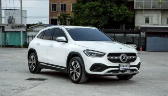 Mercedes-Benz GLA200 Progressive W247 AT 2021