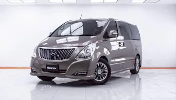 1E713 HYUNDAI GRAND STARLEX 2.5 VIP AT 2016