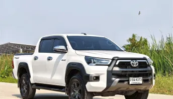 TOYOTA Hilux Revo D-Cab 2.4 Prerunner E​ntry  A/T ปี 2022