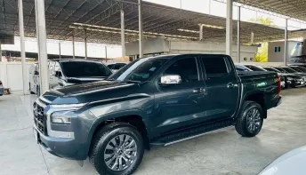 MITSUBISHI TRITON 2.4 PLUS ULTRA ปี 2024 รถสวย สภาพป้ายแดง ไมล์น้อย 3 หมื่น TOP สุด รับประกันตัวถัง