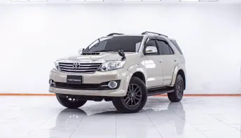 1E720 TOYOTA FORTUNER 2.5 V AT 2014