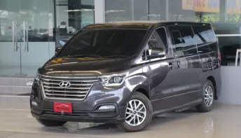 Hyundai H-1 2.5 Elite ปี 2019 มีประตูไฟฟ้า ไมล์แท้6*,***โล รถบ้านแท้ๆ สวยเดิมทั้งคันรับประกัน ฟรีดาว
