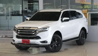 Isuzu MU-X 3.0 ultimate 2WD ปี21 รถบ้านมือเดียว  ไมล์แท้5x,xxxโล เข้าศูนย์ สวยเดิมทั้งคัน ออกรถ0บาท