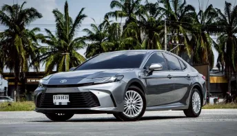 TOYOTA CAMRY 2.5 HEV Smart AT 2025