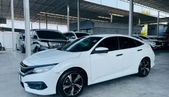 HONDA CIVIC 1.5 RS TURBO ปี 2016 รถสวย สภาพพร้อมใช้ ไมล์น้อย 6 หมื่นโล TOP สุด รับประกันตัวถังสวย