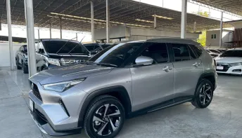TOYOTA YARIS CROSS 1.8 HEV PREMIUM ปี 2024 รถสวย มือแรก สภาพป้ายแดง ไมล์ 2 หมื่น รับประกันตัวถังสวย