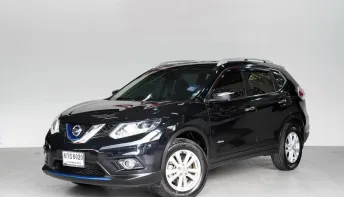 NISSAN X-TRAIL 2.0 V 4WD AT ปี 2016 จด 2017