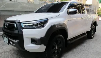 2025 TOYOTA REVO CAB 2.4 ENTRY PRERUNNER เกียร์ธรรมดา สีขาว วิ่งน้อย 18,839 กม. รถสวยสภาพใหม่ 